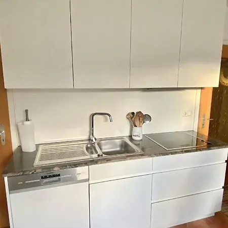 Anna Altmann Apartment *